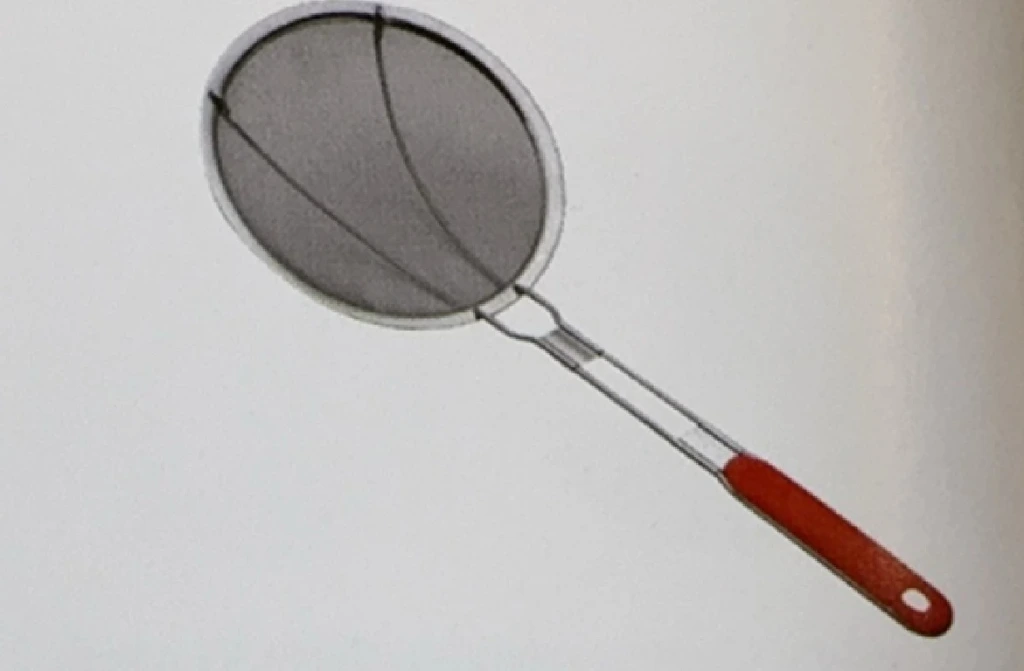 Sieb roter Griff feinmaschig 17cm