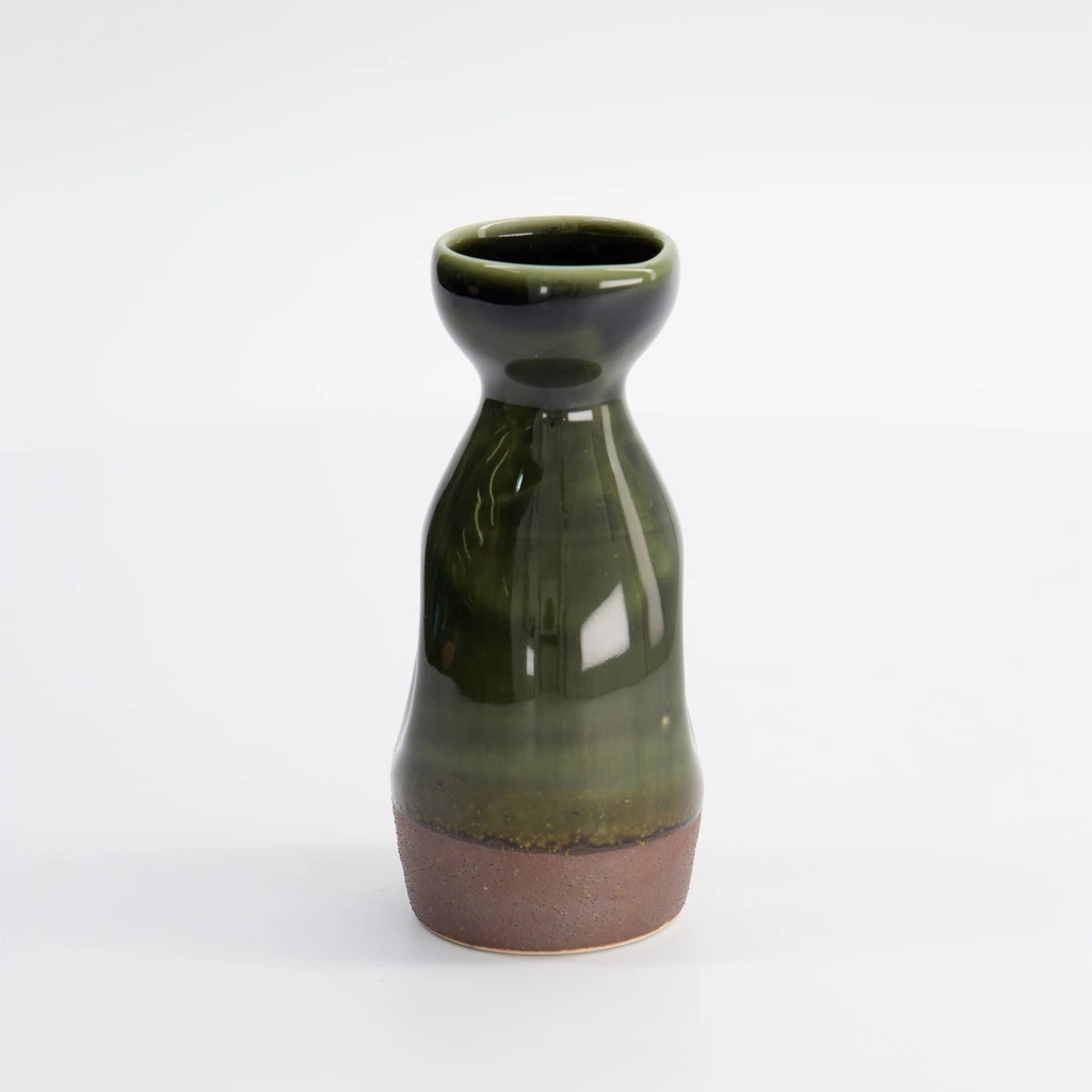 Sake Kanne 140ml D5,5 H12,7 grün Box 6/120
