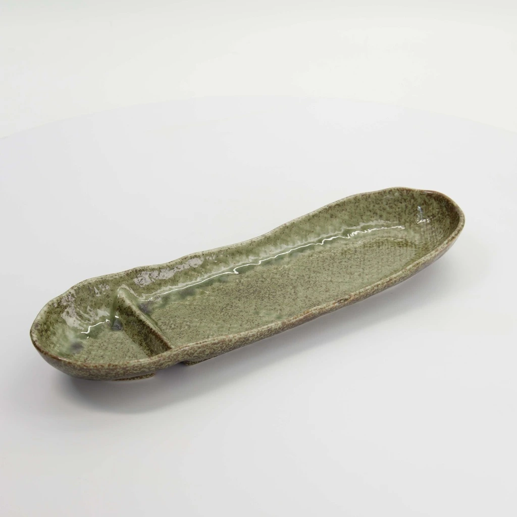 Dip-Teller oval/lang organisch 33,5x11,5x4 grün