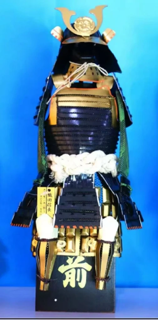Samurai Rüstung Dekofigur H40 B15xH40xT10cm schwarz