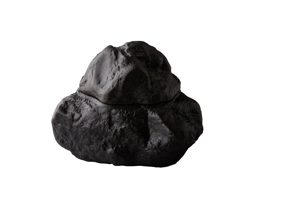 [STRD19101] Natural stone with lid 16.5 cm