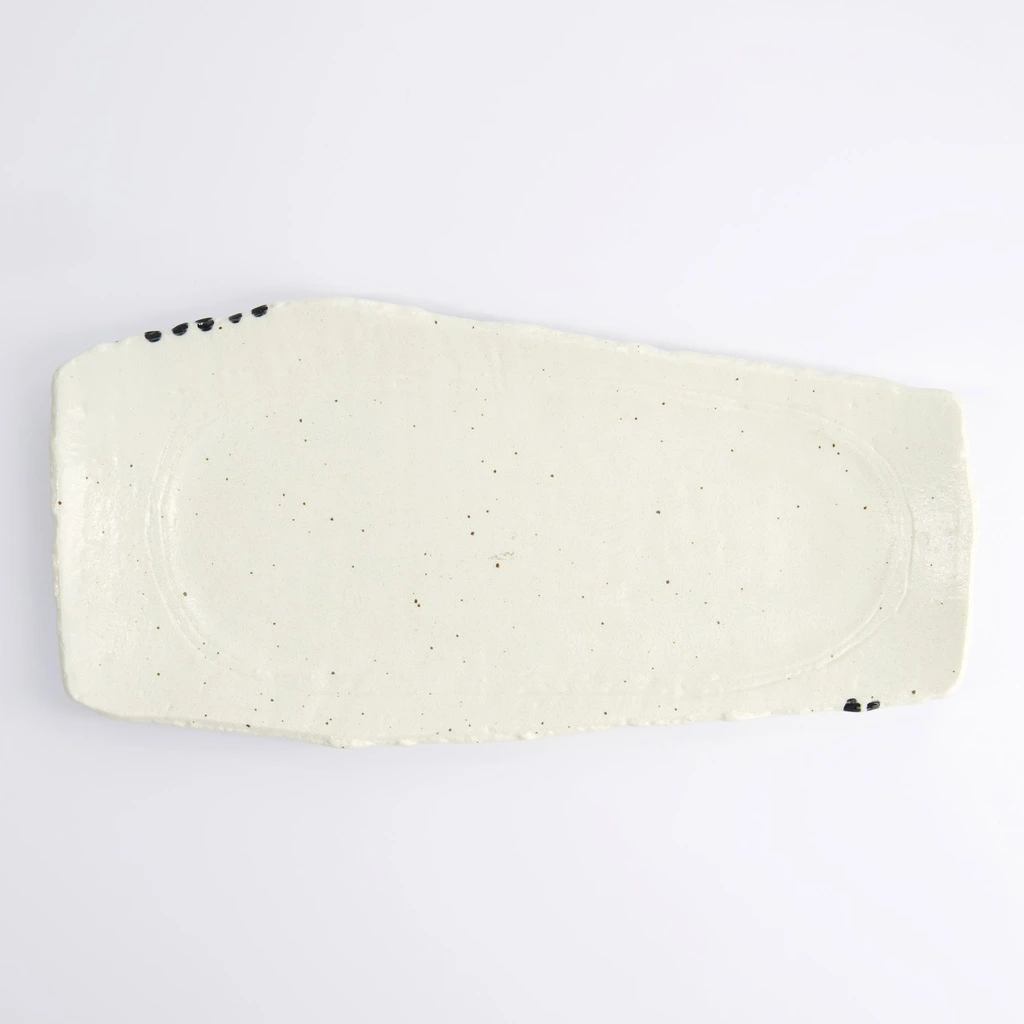 Japan Teller trapezförmig 32,5x16 - creme matt Box 3/24